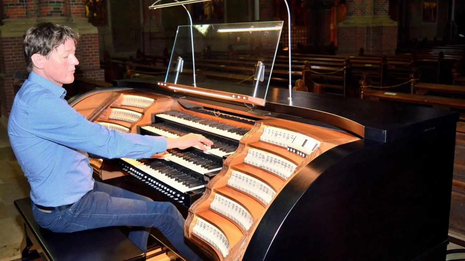 Ab jetzt erklingt die monumentale Walcker-Orgel in Papenburg