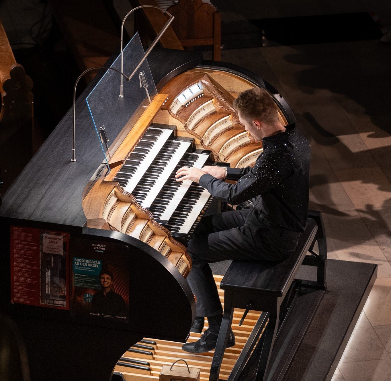 20-jähriger Liebermann an 99-jähriger Walcker-Orgel